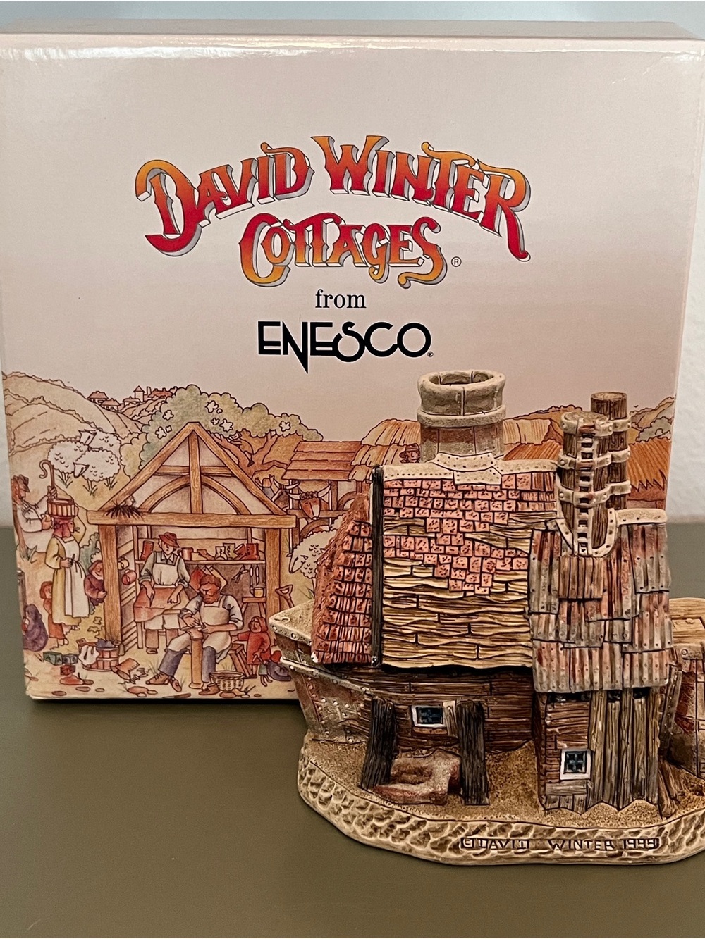 David Winter Cottage Figurine Beachcomber’s signed 2000